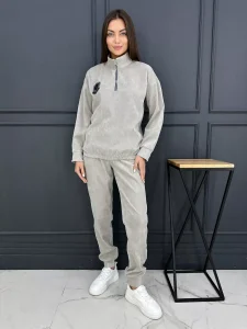 Почему женские спортивные костюмы премиум‑класса из магазина КАНТ становятся фаворитом активных женщин